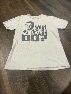 Men's 'What Would Reagan Do?' T shirt